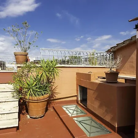 Spanish Steps Luxury Penthouse Apartment Rome