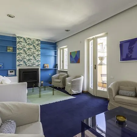 Spanish Steps Luxury Penthouse Apartment Rome